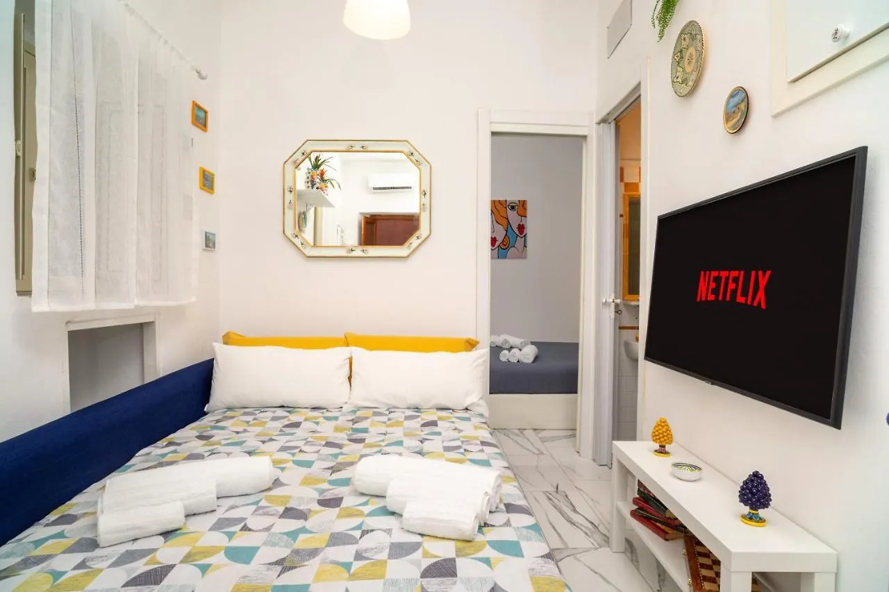 Free Netflix & Wi-Fi - Tipico Appartamento In Centro Taormina