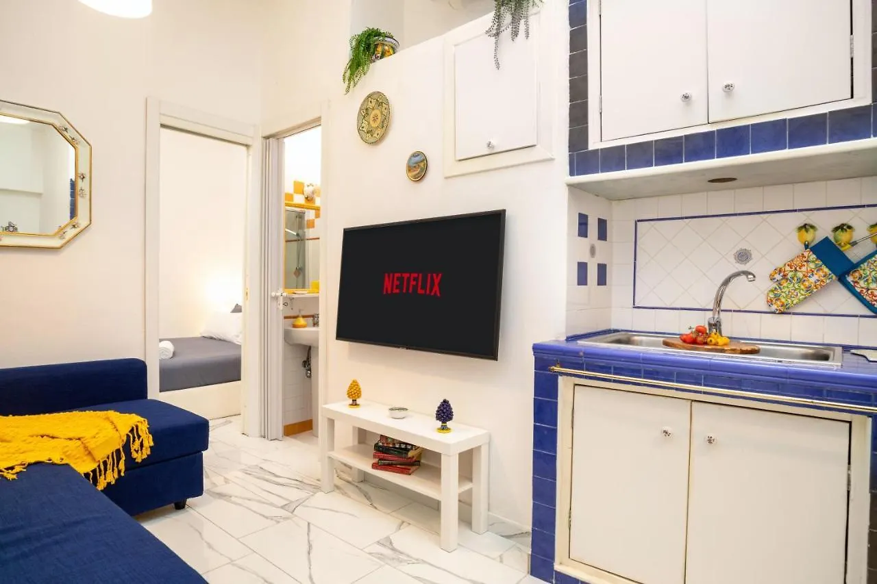 Free Netflix & Wi-Fi - Tipico Appartamento In Centro Taormina