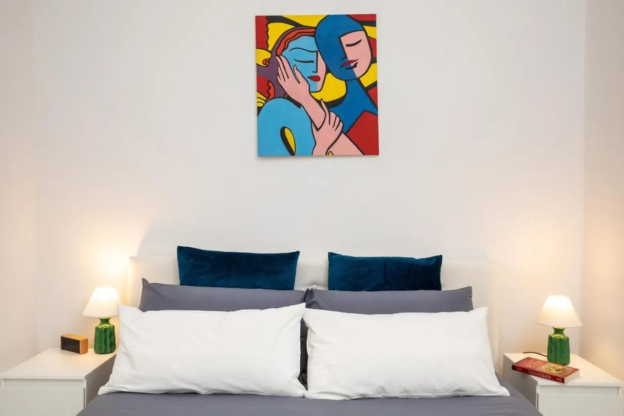 Free Netflix & Wi-Fi - Tipico Appartamento In Centro Taormina
